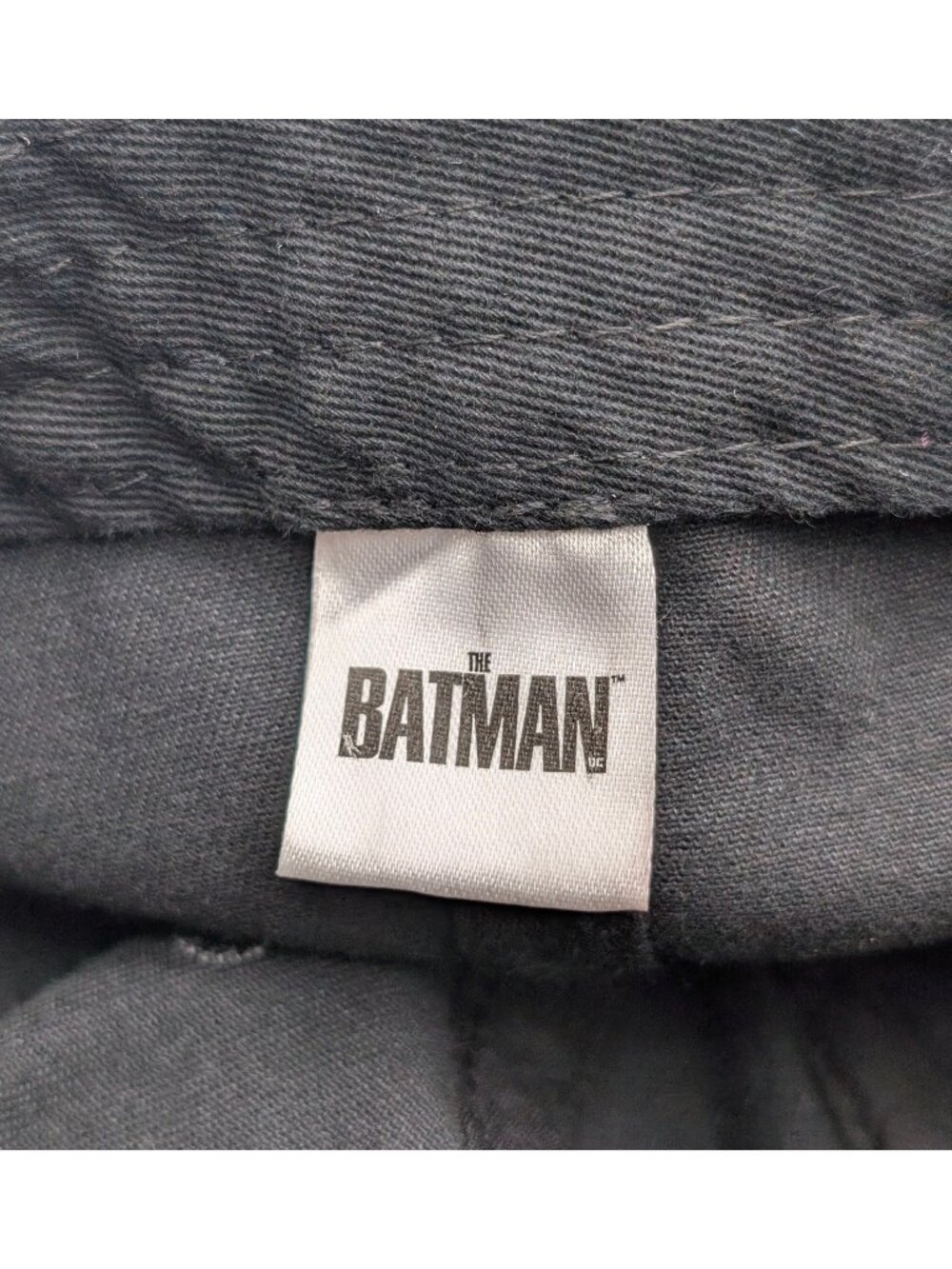 THE BATMAN Black Adjustable Strap Back Dad Hat Cap Red Bat Logo DC Comics Movie - Picture 5 of 5